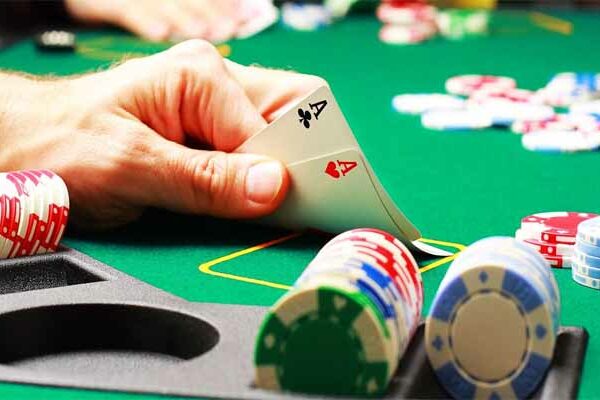 Lý do vì sao Poker lại là game bài hàng đầu thế giới?